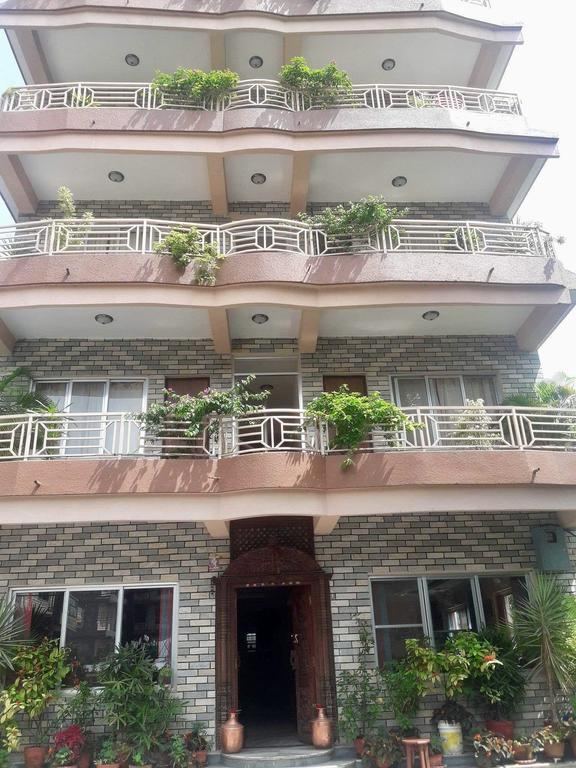 Hotel Center Lake Pokhara Dış mekan fotoğraf
