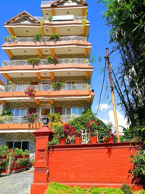 Hotel Center Lake Pokhara Dış mekan fotoğraf
